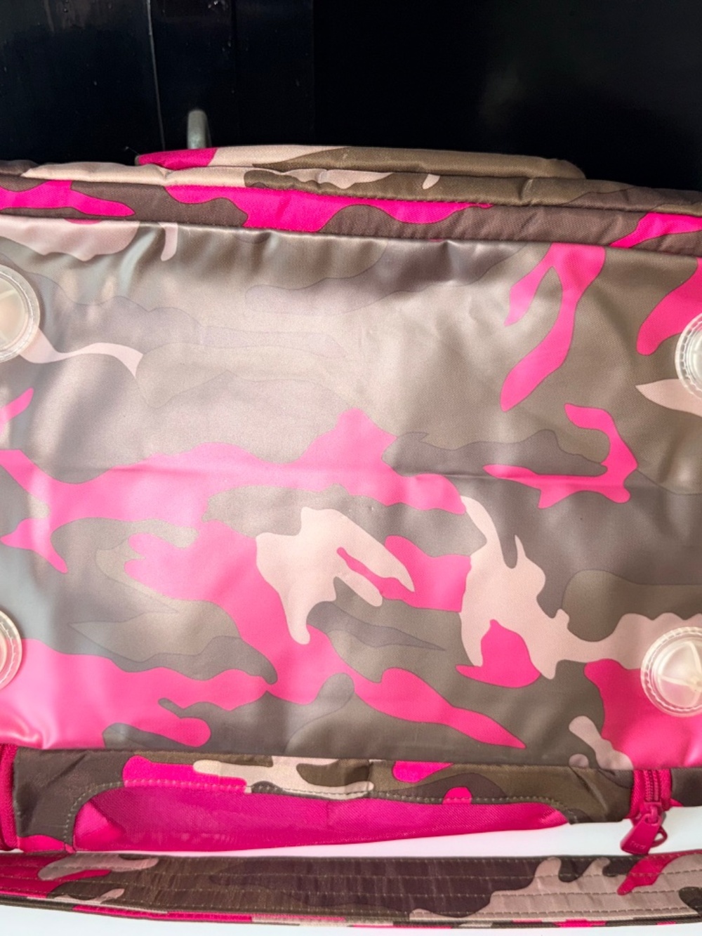 NEW Lug Propeller Travel Duffel AND Carousel Crossbody Set Camo Pink - Picture 6 of 12